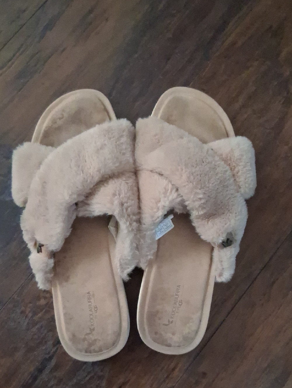Cozy Faux Fur Slide Sandals in Light Beige